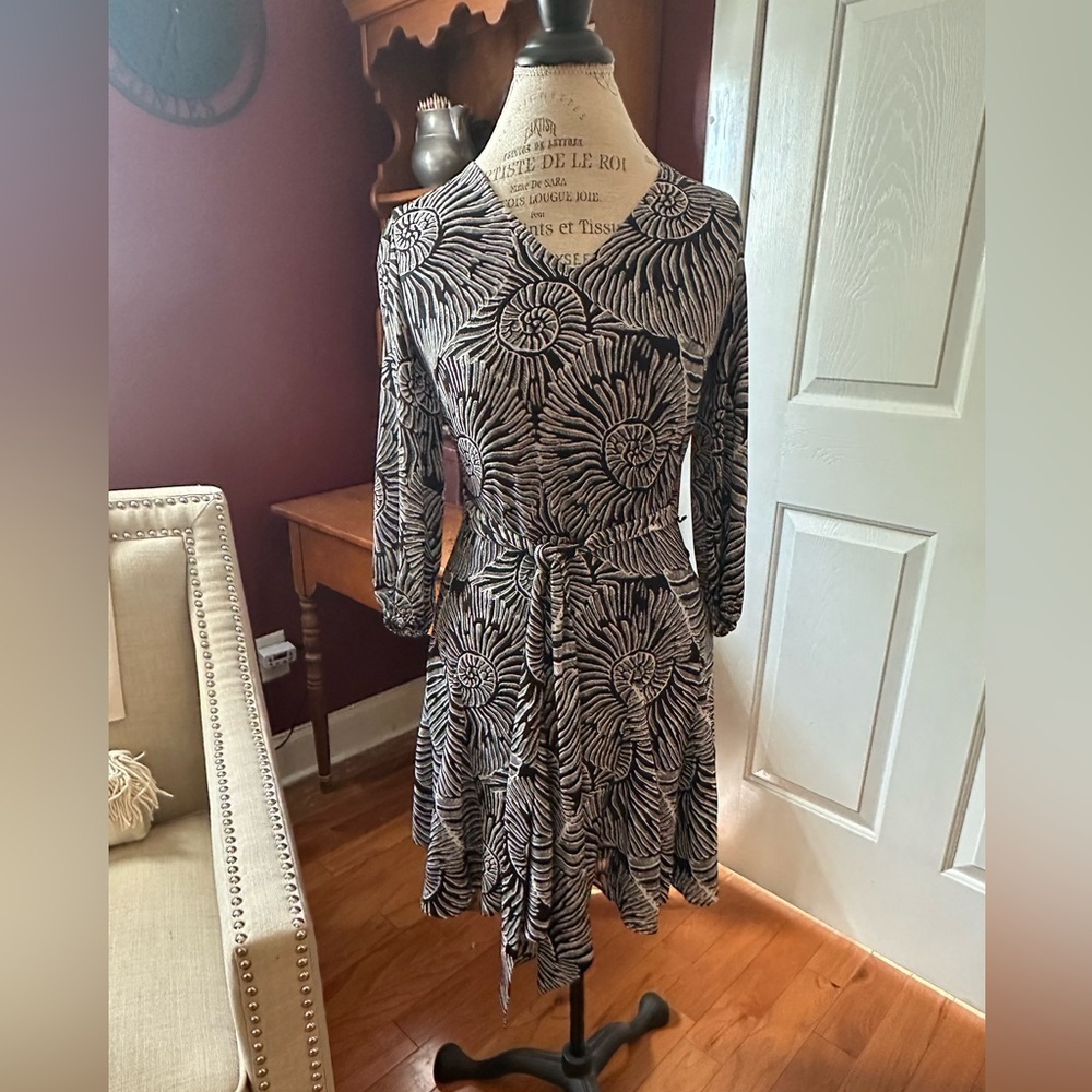 White House Black Market Elegant Black Apparel